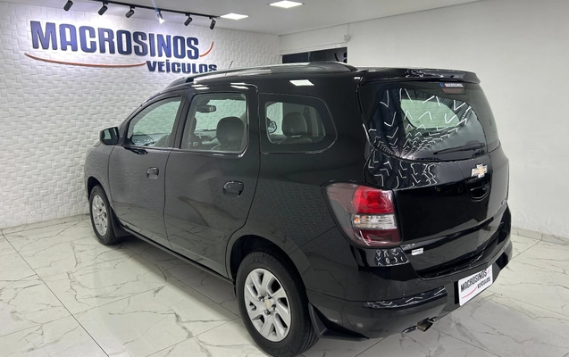 imagem-https://www.socarrao.com.br/sc-vehicle-images-prod/3649517/1788554448517-11c395b49d4e4286a41dc501e547b961_1769019979830.jpg