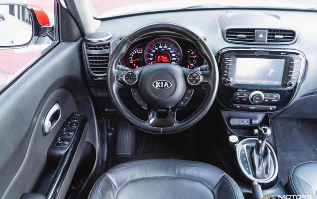 imagem-https://www.socarrao.com.br/sc-vehicle-images-prod/3649525/1788895508088-8449096_15_B_f8c1fe6a4f.jpeg