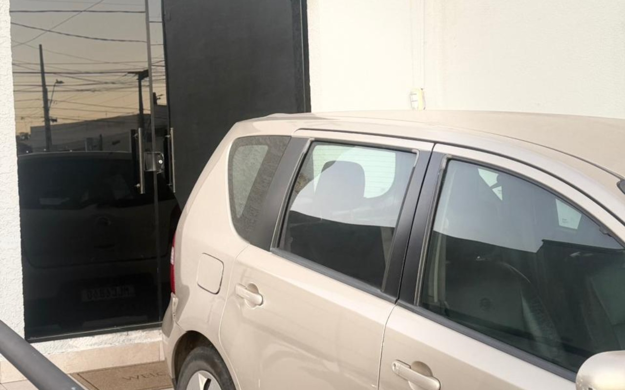 imagem-https://www.socarrao.com.br/sc-vehicle-images-prod/3649594/1788554845748-V2hhdHNBcHAgSW1hZ2UgMjAyNi0wOS0wMyBhdCAxOC4xNC41NS5qcGVn.jpeg