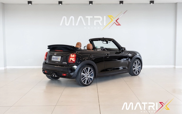 imagem-https://www.socarrao.com.br/sc-vehicle-images-prod/3649705/1788554987805-003_588401-fe92bdd9605fe155407bad1bf5d47303.jpg