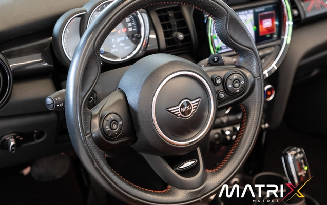 imagem-https://www.socarrao.com.br/sc-vehicle-images-prod/3649705/1788554987810-003_588401-7de58ffacc95c76eba6b00b97f121fb2.jpg