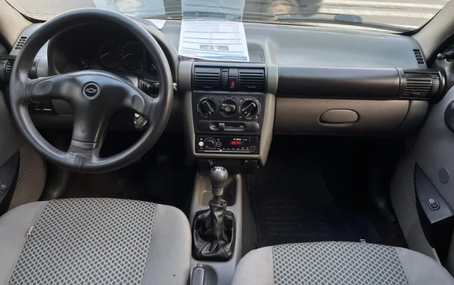 imagem-https://www.socarrao.com.br/sc-vehicle-images-prod/3649727/1789562520659-adb0222e-6d1f-482e-88fc-10f7a402158b.webp