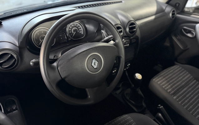 imagem-https://www.socarrao.com.br/sc-vehicle-images-prod/3649753/1788555075723-8323dbe2-9bd9-4224-a308-9cdc8b53b98a.jpg