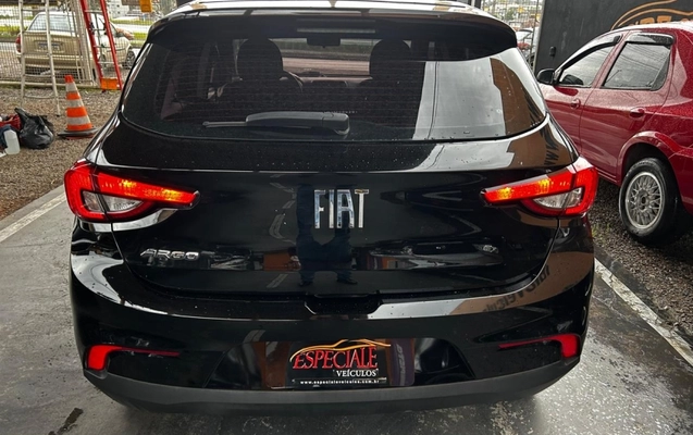 imagem-https://www.socarrao.com.br/sc-vehicle-images-prod/3649803/1788555203849-tOYvcdQlDG1rn4iEOHxY5nFYxLfUCgCT.jpg