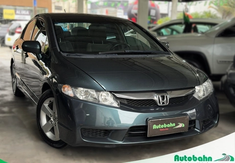 Honda Civic 2010 Verde — foto 1 de 3