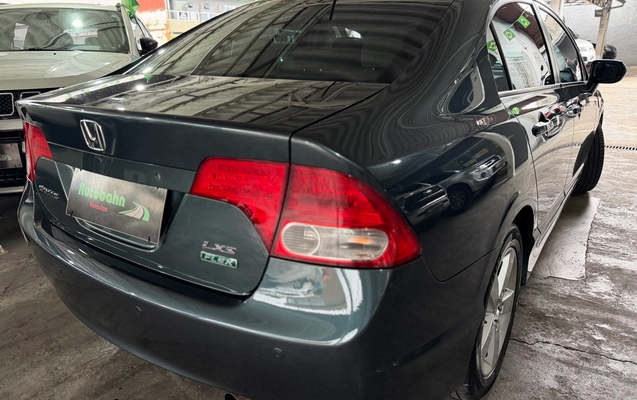 imagem-https://www.socarrao.com.br/sc-vehicle-images-prod/3649805/1788555224886-793eadba-b2df-4155-9a6f-3d30ed8baa36.jpg