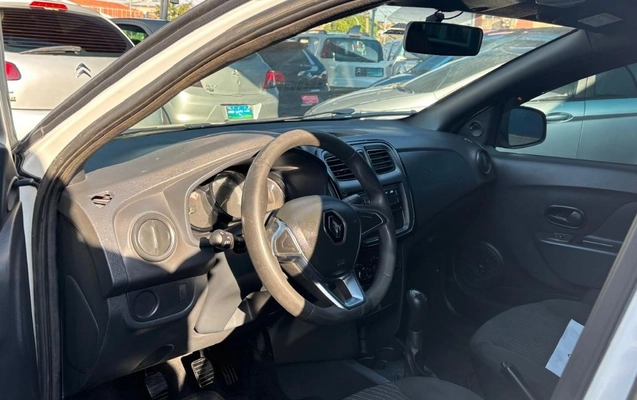 imagem-https://www.socarrao.com.br/sc-vehicle-images-prod/3649829/1789488634952-gb-717b78e.jpeg