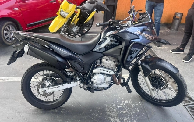 imagem-https://www.socarrao.com.br/sc-vehicle-images-prod/3649895/1788555708052-jKCjKyzFi9YMzzsFuSt6N5B1DqtkKa9u.jpg