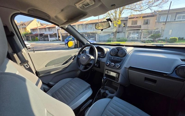 imagem-https://www.socarrao.com.br/sc-vehicle-images-prod/3650045/1789589197405-8452904_16_B_4ae2a1faa8.jpeg