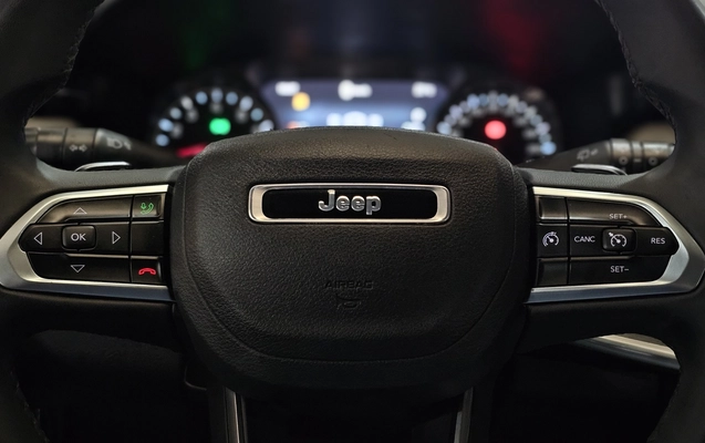 imagem-https://www.socarrao.com.br/sc-vehicle-images-prod/3650065/1788556333058-1_050035.jpg