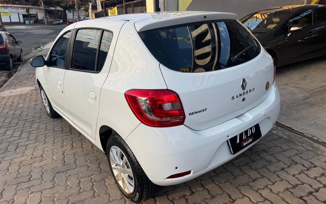 imagem-https://www.socarrao.com.br/sc-vehicle-images-prod/3650090/1788556429572-NC5qcGVn.jpeg
