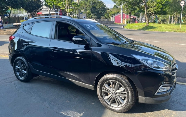 imagem-https://www.socarrao.com.br/sc-vehicle-images-prod/3650246/1789733093366-ZO8Qu20Pfkm1dDtNQdVuj1GhXh9mT7fN.jpg