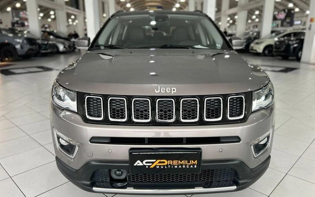 imagem-https://www.socarrao.com.br/sc-vehicle-images-prod/3650282/1789659426779-8410874_1_B_8c478c53e1.jpeg