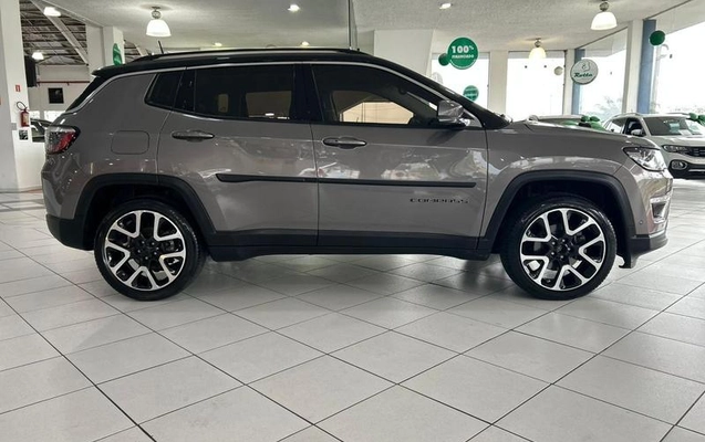 imagem-https://www.socarrao.com.br/sc-vehicle-images-prod/3650282/1789659426782-8410874_3_B_9e486895e9.jpeg
