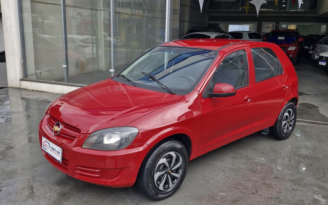 Chevrolet Celta 2010 Vermelho — foto 1 de 3