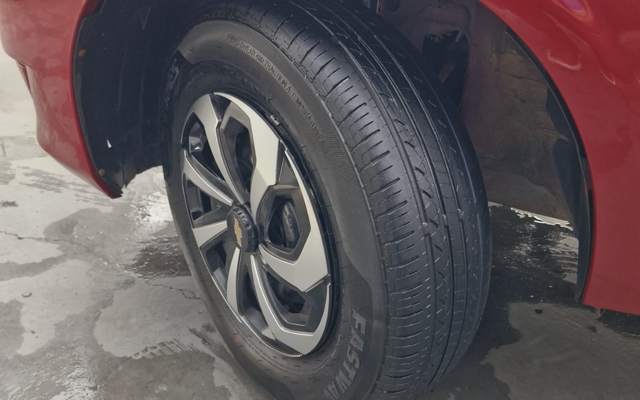 imagem-https://www.socarrao.com.br/sc-vehicle-images-prod/3650777/1788558202796-MTMuanBlZw.jpeg