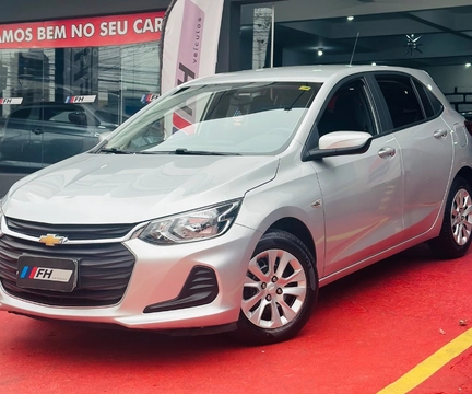 Chevrolet Onix 2020 Prata — foto 1 de 3
