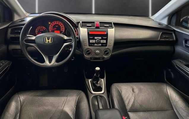 imagem-https://www.socarrao.com.br/sc-vehicle-images-prod/3651268/1789162718461-8453045_4_B_07f9eda3e4.jpeg
