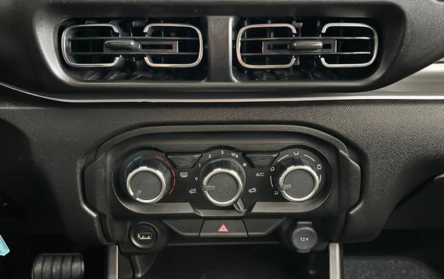 imagem-https://www.socarrao.com.br/sc-vehicle-images-prod/3652412/1789162946267-8290938_18_B_c2dc9d9500.jpeg