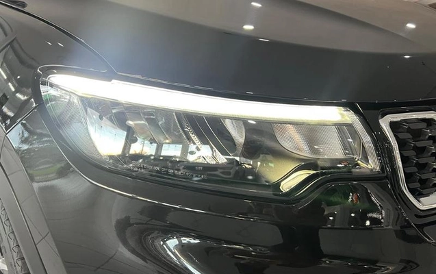 imagem-https://www.socarrao.com.br/sc-vehicle-images-prod/3652461/1789163841906-8290960_10_B_e2dd35cb95.jpeg