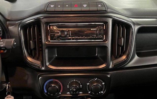 imagem-https://www.socarrao.com.br/sc-vehicle-images-prod/3652489/1789162882936-8290998_18_B_e1150087a9.jpeg