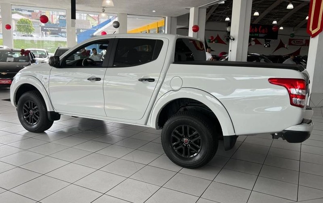 imagem-https://www.socarrao.com.br/sc-vehicle-images-prod/3652527/1789160572666-6368434_18_B_a05703e69b.jpeg