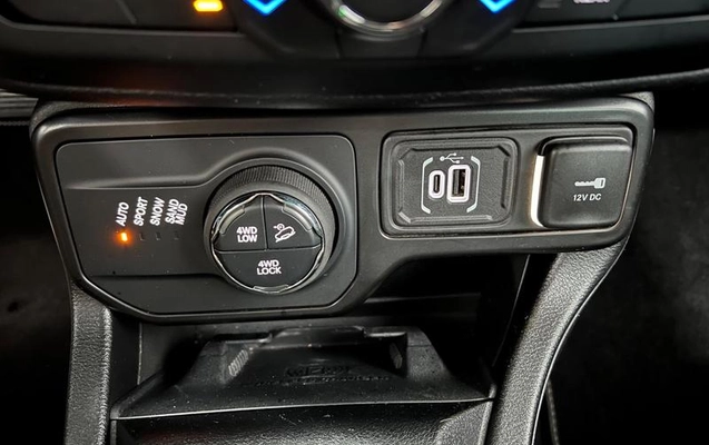 imagem-https://www.socarrao.com.br/sc-vehicle-images-prod/3652531/1789160598076-7898344_18_B_8b026245ee.jpeg