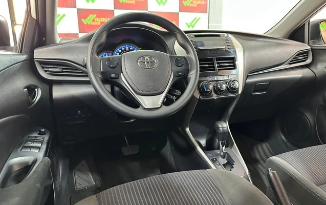 imagem-https://www.socarrao.com.br/sc-vehicle-images-prod/3652952/1788566843894-6757855c-4eb7-4e8a-a8bc-7d5b0c74b05c.jpg