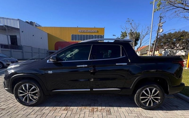imagem-https://www.socarrao.com.br/sc-vehicle-images-prod/3653100/1788567635155-8443640_3_B_74e67c0a84.jpeg