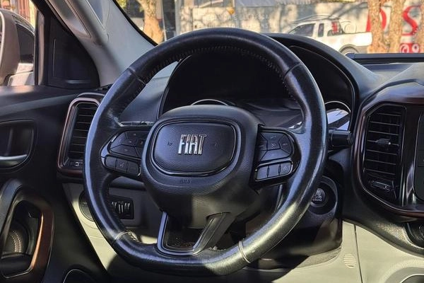 imagem-https://www.socarrao.com.br/sc-vehicle-images-prod/3653100/1788567635174-8443640_13_B_d7cc86aa76.jpeg