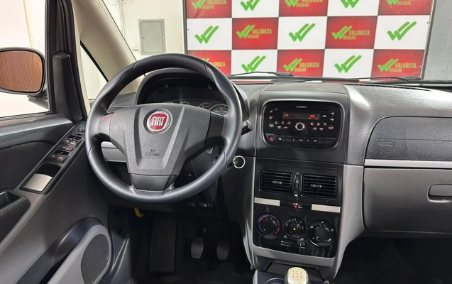 imagem-https://www.socarrao.com.br/sc-vehicle-images-prod/3653380/1788568712022-ba1e85b6-ec3d-401c-8d00-c7cffb0f5282.jpg