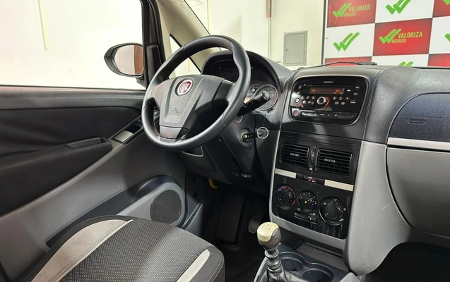 imagem-https://www.socarrao.com.br/sc-vehicle-images-prod/3653380/1788568712024-a200567c-de2f-46d0-8c6b-5e786ff2bbf8.jpg