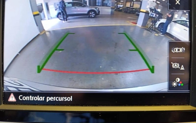 imagem-https://www.socarrao.com.br/sc-vehicle-images-prod/3654592/1789646426235-8453104_13_B_cb8e3bcf5e.jpeg