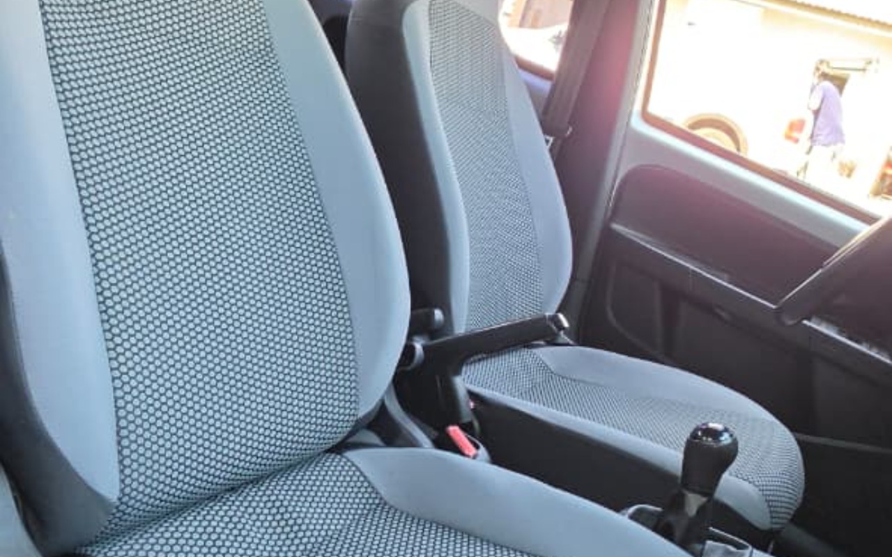 imagem-https://www.socarrao.com.br/sc-vehicle-images-prod/3654594/1788573921727-V2hhdHNBcHAgSW1hZ2UgMjAyNi0wOS0wNCBhdCAxMC41Mi4wNCAoMSkuanBlZw.jpeg
