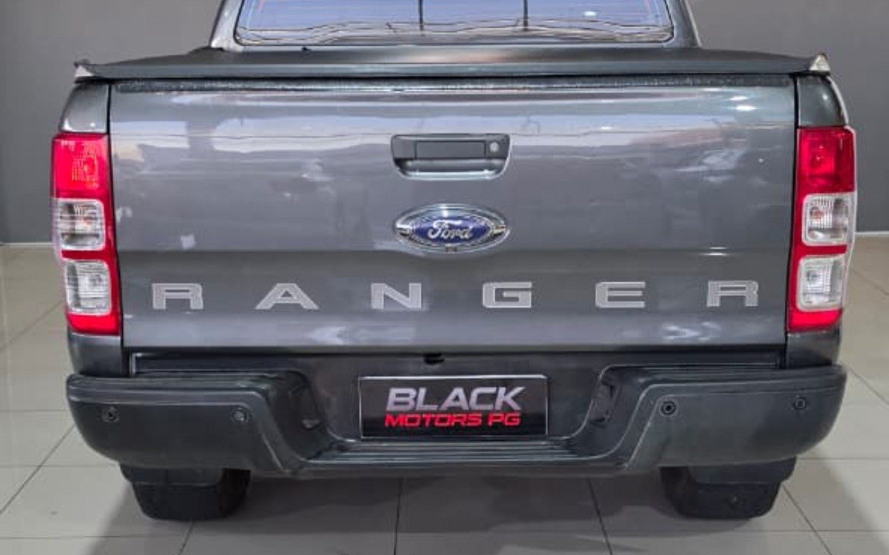 imagem-https://www.socarrao.com.br/sc-vehicle-images-prod/3654976/1788575681121-V2hhdHNBcHAgSW1hZ2UgMjAyNi0wOS0wNCBhdCAxMC4wOS41MC5qcGVn.jpeg
