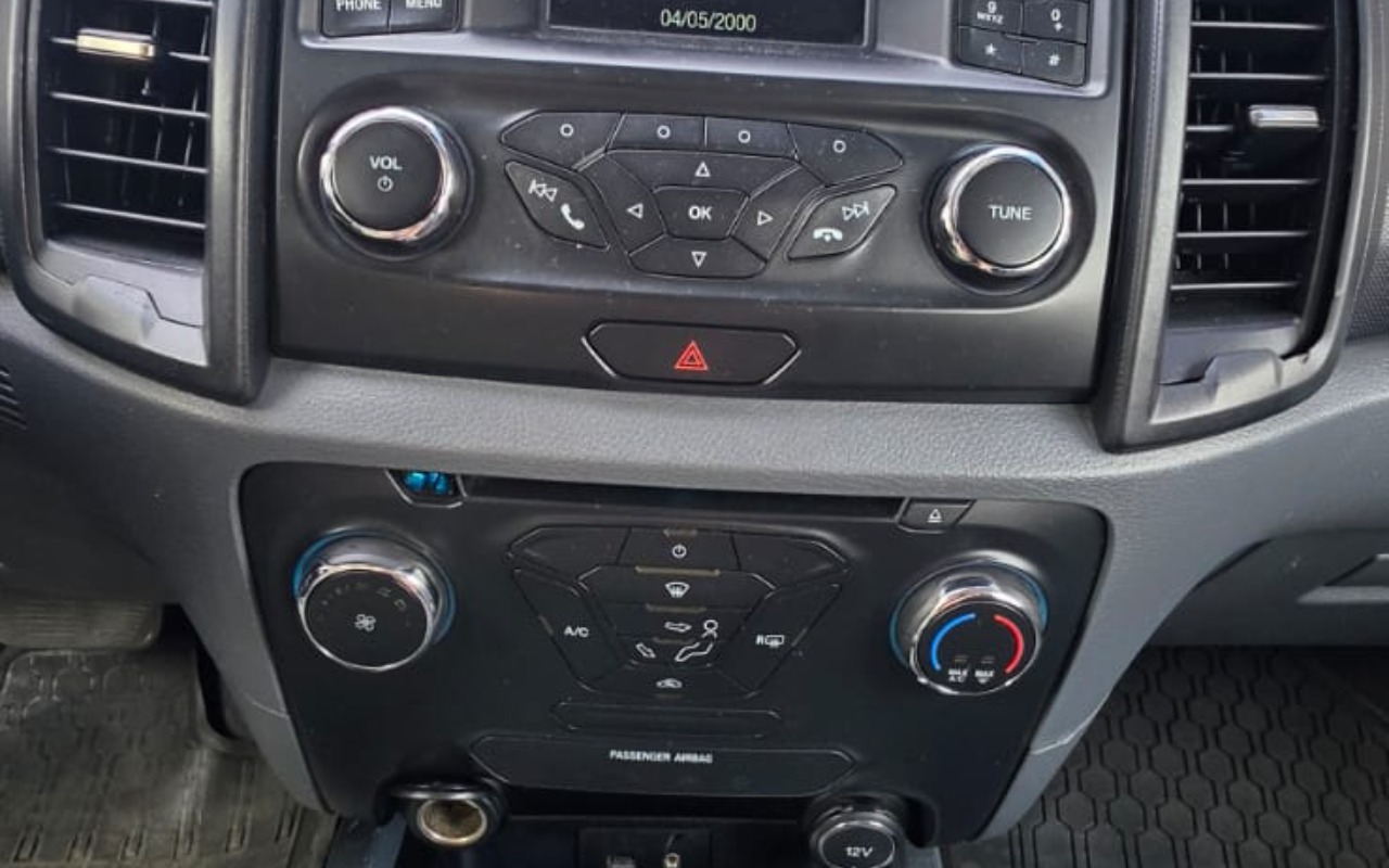 imagem-https://www.socarrao.com.br/sc-vehicle-images-prod/3654976/1788575681453-V2hhdHNBcHAgSW1hZ2UgMjAyNi0wOS0wNCBhdCAxMC4wOS41MyAoMikuanBlZw.jpeg