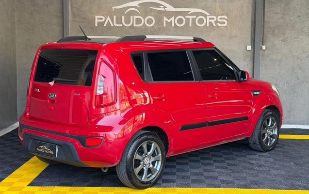 imagem-https://www.socarrao.com.br/sc-vehicle-images-prod/3662375/1789586524245-8452935_1_B_c79464d3e4.jpeg