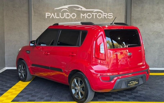 imagem-https://www.socarrao.com.br/sc-vehicle-images-prod/3662375/1789586524245-8452935_5_B_454924ac8d.jpeg