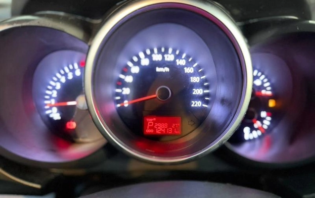 imagem-https://www.socarrao.com.br/sc-vehicle-images-prod/3662375/1789586524247-8452935_13_B_30b4f6eccf.jpeg