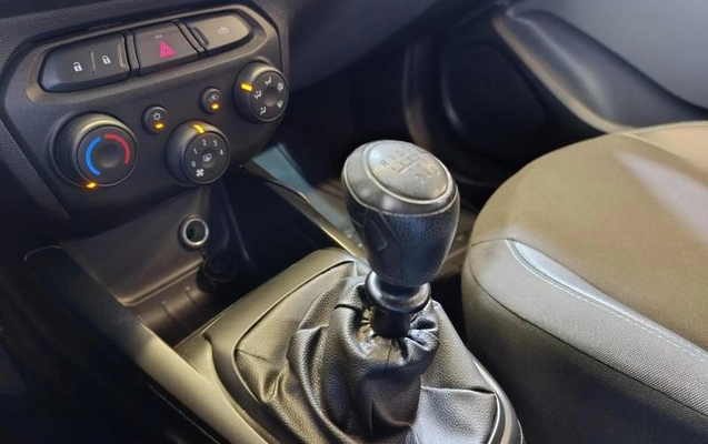 imagem-https://www.socarrao.com.br/sc-vehicle-images-prod/3662802/1789647568980-8453122_18_B_82592f9c0c.jpeg