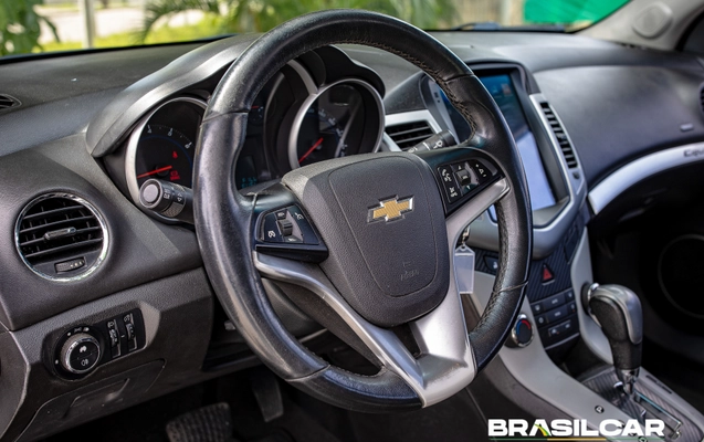 imagem-https://www.socarrao.com.br/sc-vehicle-images-prod/3663956/1788607860437-003_d006ddf2a30e6cfa8f4a24a103f81188.jpg