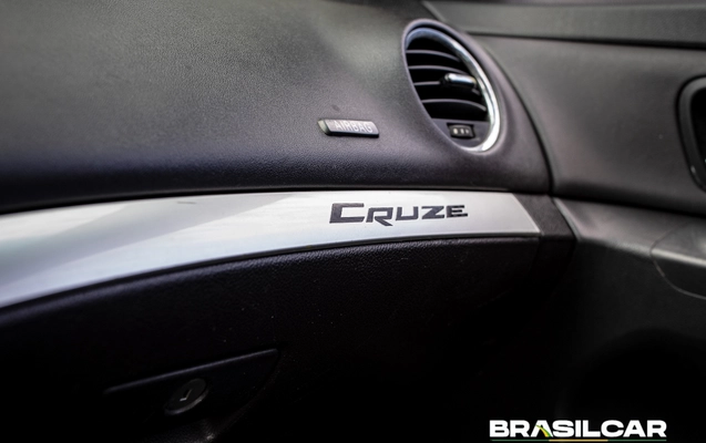 imagem-https://www.socarrao.com.br/sc-vehicle-images-prod/3663956/1788607860440-003_7fa04a4e38a3745db1a2665c1ba89a05.jpg