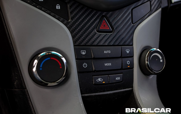 imagem-https://www.socarrao.com.br/sc-vehicle-images-prod/3663956/1788607860447-003_98a8bf2d89c538faac41d141492fc8b9.jpg