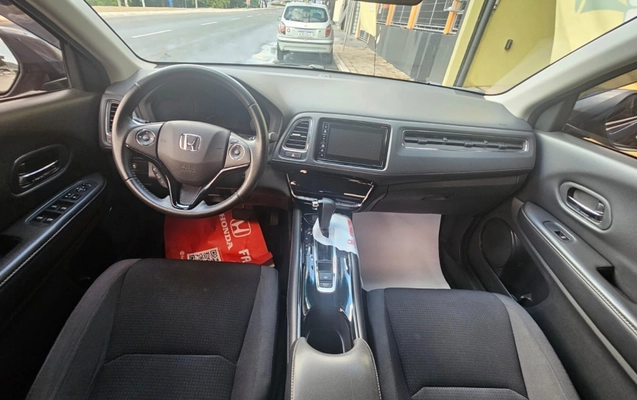 imagem-https://www.socarrao.com.br/sc-vehicle-images-prod/3664341/1788609161900-gzwvniZjFXVo17pXI6A5y1QGmIye8Lih.jpg