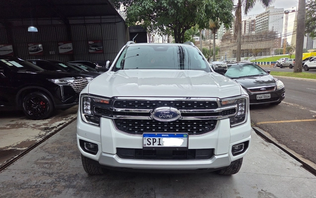 imagem-https://www.socarrao.com.br/sc-vehicle-images-prod/3664925/1788610822452-MTAwMDY3NDA1MC5qcGc.jpg