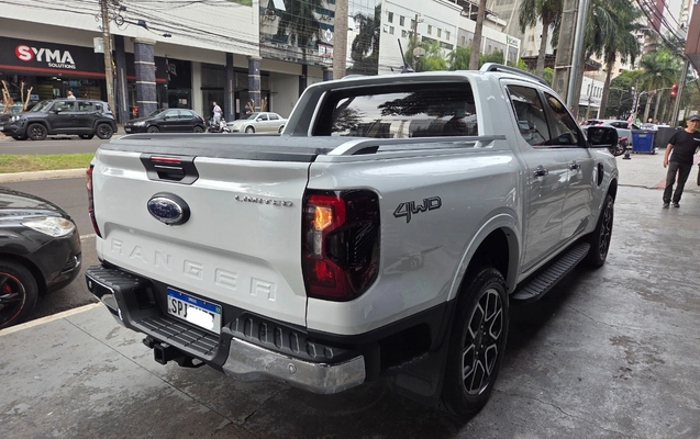 imagem-https://www.socarrao.com.br/sc-vehicle-images-prod/3664925/1788610822782-MTAwMDY3NDA1Mi5qcGc.jpg