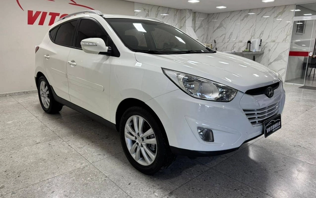 imagem-https://www.socarrao.com.br/sc-vehicle-images-prod/3665242/1788611543545-55c7f5a1c72749e68337f4d6acb3aaf4_1788356463944.jpg