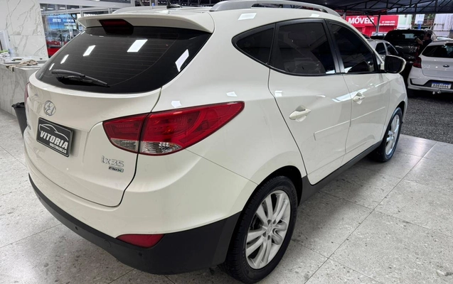 imagem-https://www.socarrao.com.br/sc-vehicle-images-prod/3665242/1788611543546-b690de9842754e978b349837aa1cff10_1788356463960.jpg