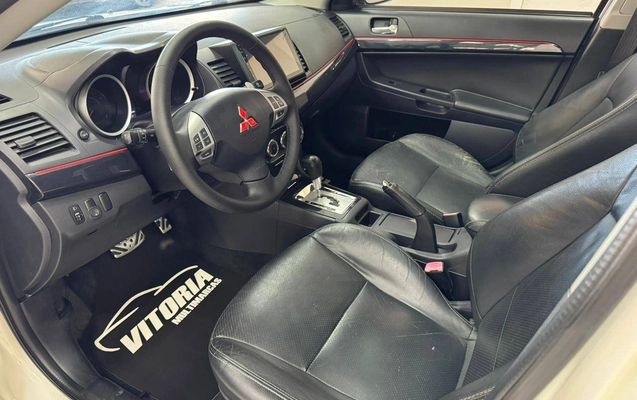 imagem-https://www.socarrao.com.br/sc-vehicle-images-prod/3665243/1788611544272-6153b506753f44389e2d95db0027abd5_1788359038663.jpg