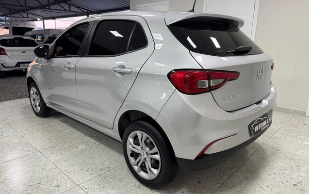 imagem-https://www.socarrao.com.br/sc-vehicle-images-prod/3665244/1788611544383-cb0ffaa65fc04f1382b5abb75a814e88_1788188821211.jpg